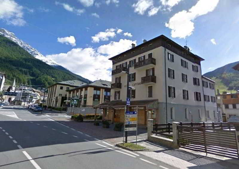 Hotel Capitani Bormio Exterior photo